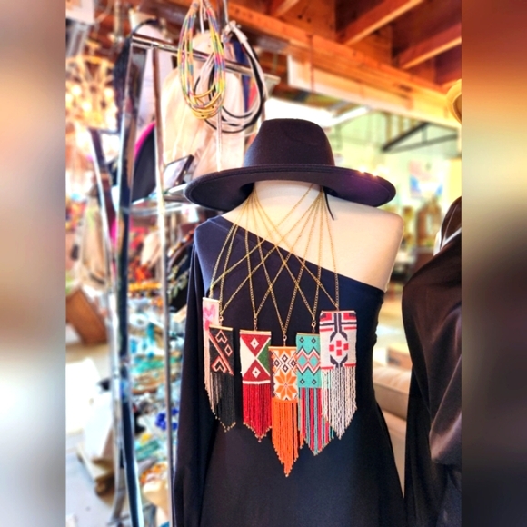 Blue and Red Beaded Tapestry Necklace with Goldtone Chain - Picture 7 of 11